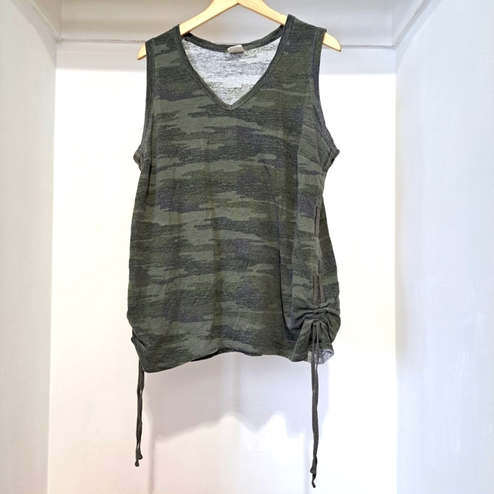 DC jeans | Camo green v neck sleevless tank top with side tie ups